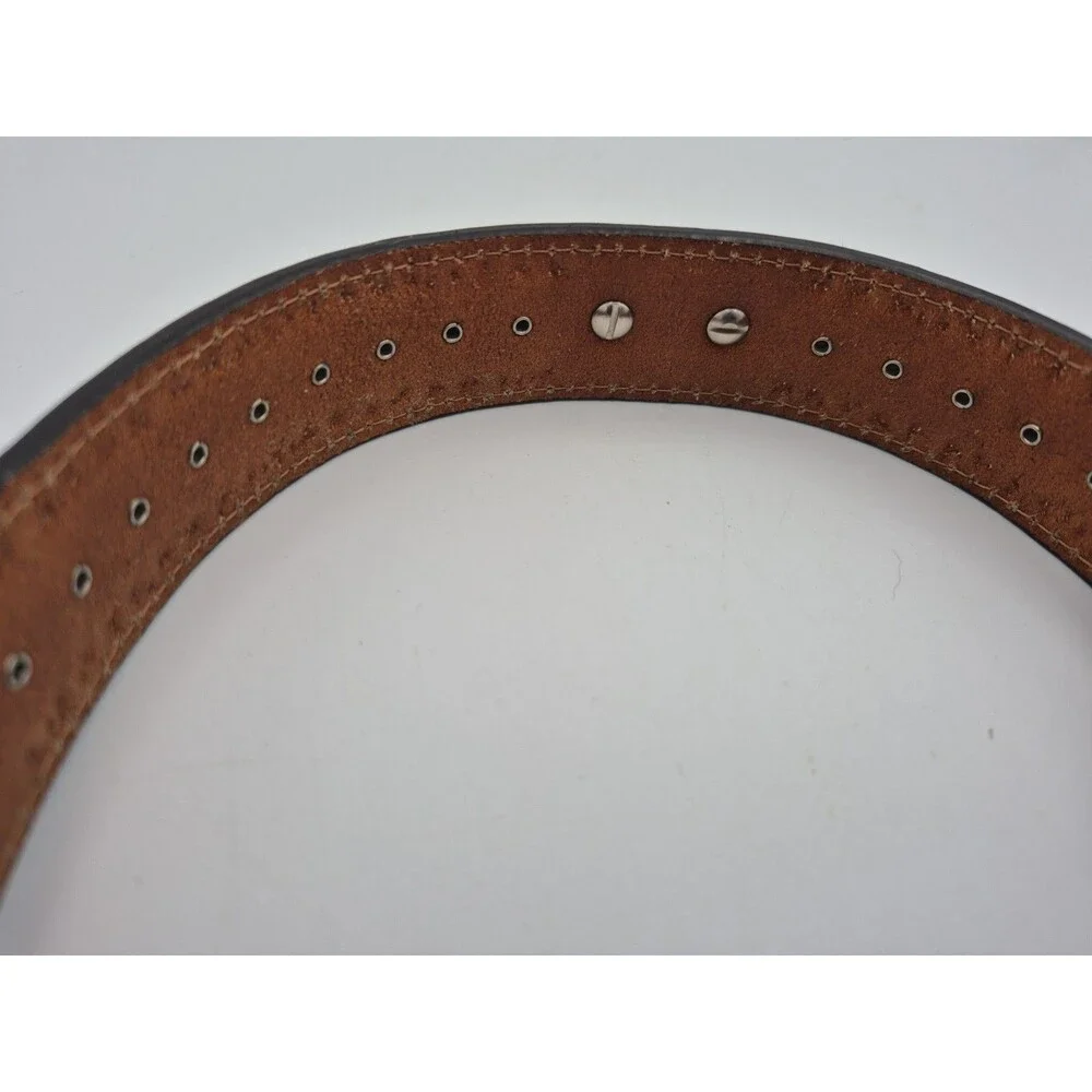 Noona leather dog